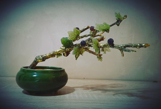 Emerald Fig Bonsai — Green Glass & Gold