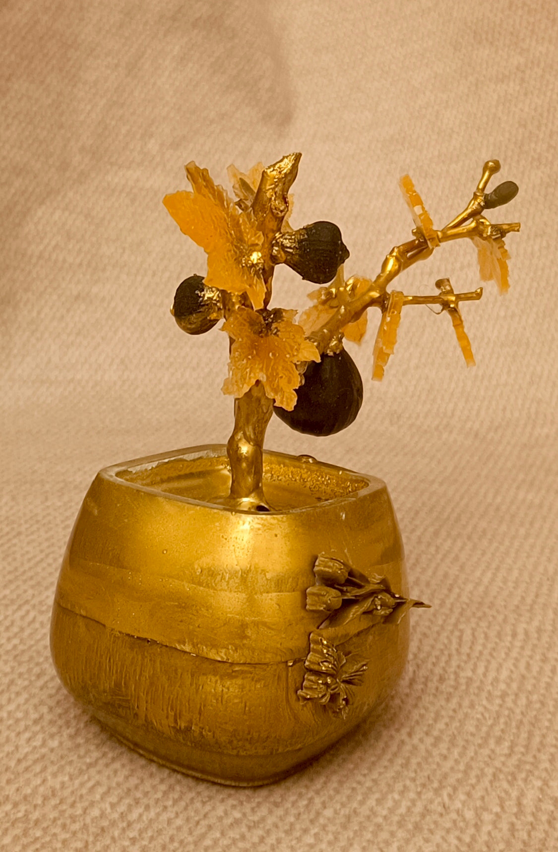 Gilded Bonsai Fig Branch with Glass Leaves and Black Agate Fig