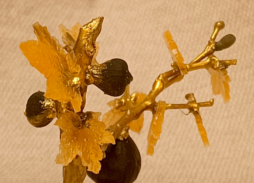 Gilded Bonsai Fig Branch with Glass Leaves and Black Agate Fig