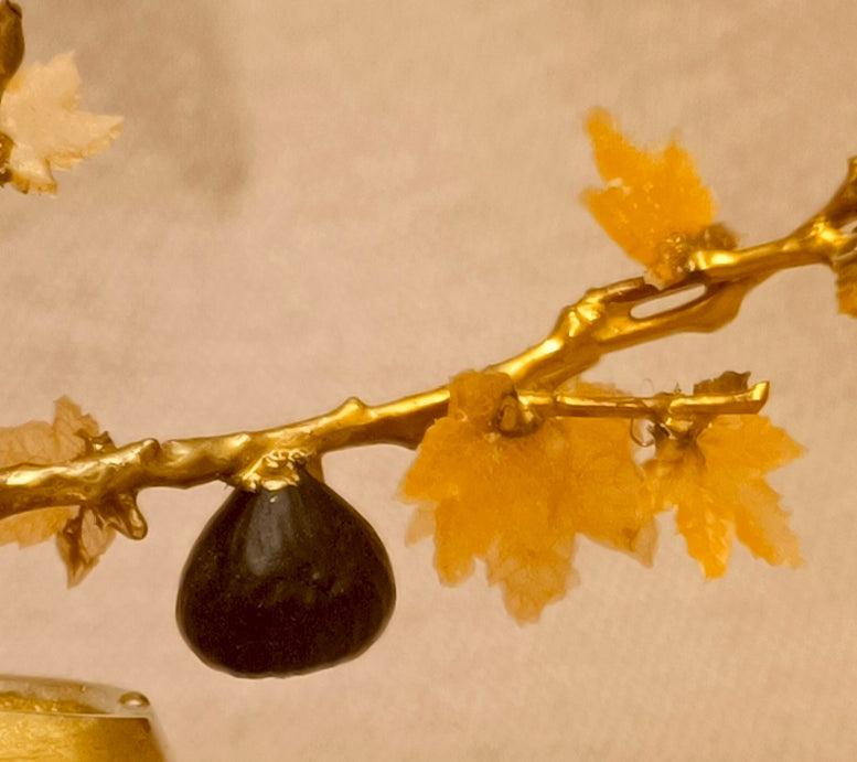 Gilded Bonsai Fig Branch with Glass Leaves and Black Agate Fig